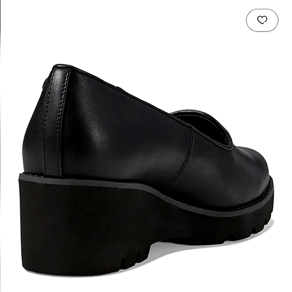 New w/Box Vionic Willa Genuine Leather Lug Sole Water Repellent Slip-On Wedges